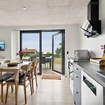 Apartment Rico - 50m From The Sea By Interhome