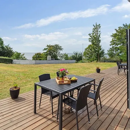 Rico - 50m From The Sea By Interhome *